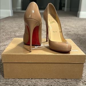 Nude Christian Louboutin FIFI 120 Round-toe Pumps
